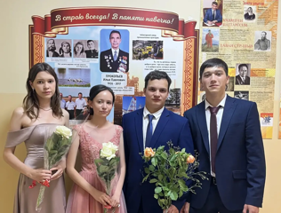 В строю всегда! В памяти навечно!