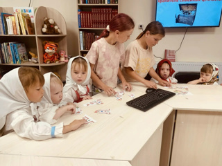 Как связать корни и ветви одного рода?