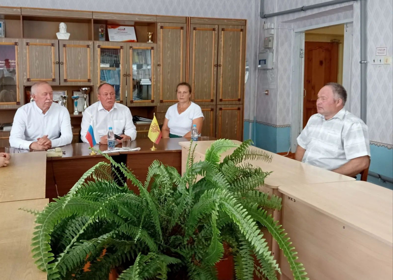 Встреча с депутатом Государственного Совета Чувашской Республики, президентом компании ООО "Вурнарский мясокомбинат"  Поповым Ю. А.