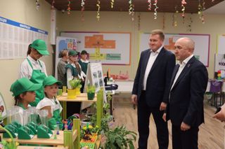 «Маленькие исследователи – большие достижения: агролаборатория детского сада на встрече с Правительством