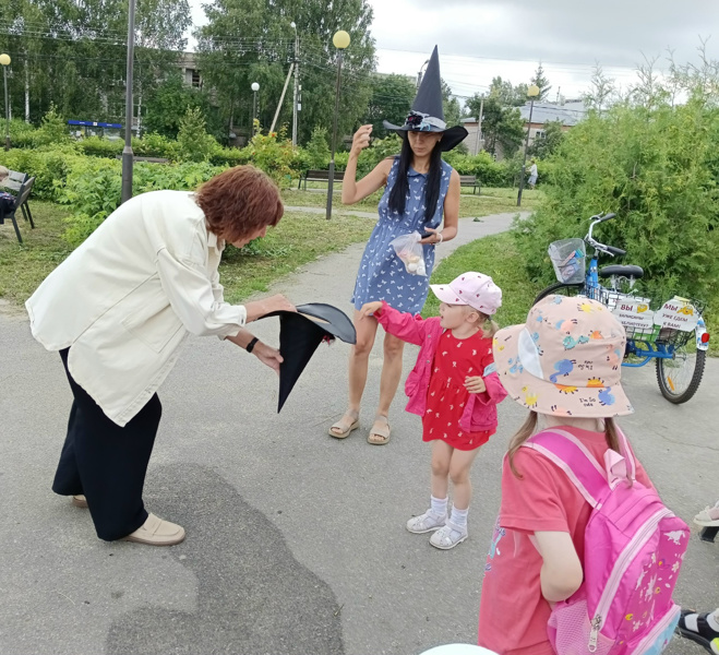 В гостях Волшебная Шляпа