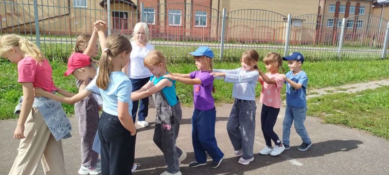 Второй день в пришкольном лагере «Созвездие орлят» при МАОУ «НОШ» г. Ядрина
