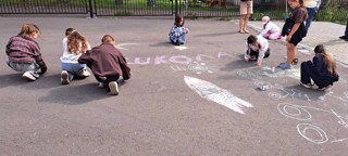 20 августа в лагере "Веснушки" началось с утренней зарядки.