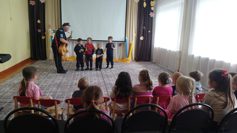 Театр детской песни