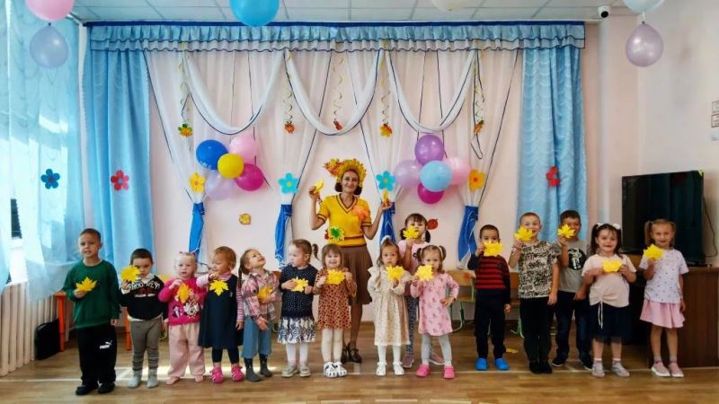 В группе "Ягодка" прошло путешествие в страну Знаний