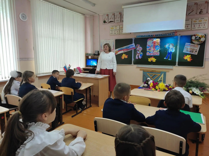 Снова за парты!
