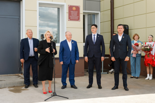 Почетные гости в Сятракасинской школе