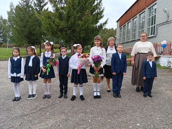 Торжественная линейка, посвященная Дню знаний