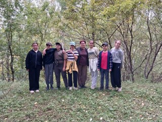 Осенняя экскурсия в лес с учениками