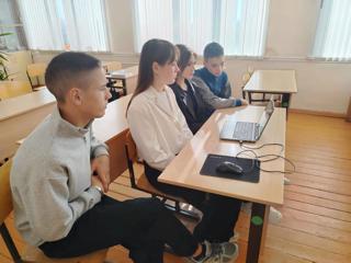 В 10 классе прошло профориентационное занятие «Открой своё будущее»