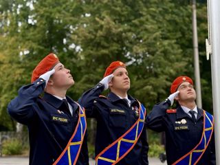 ПОДНЯТИЕ ФЛАГА | ПОДВИГ И ПАМЯТЬ