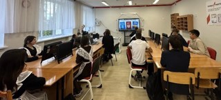 Сегодня в нашем 8 классе прошел классный час на тему «Как мы исполняем обязанности обучающихся»
