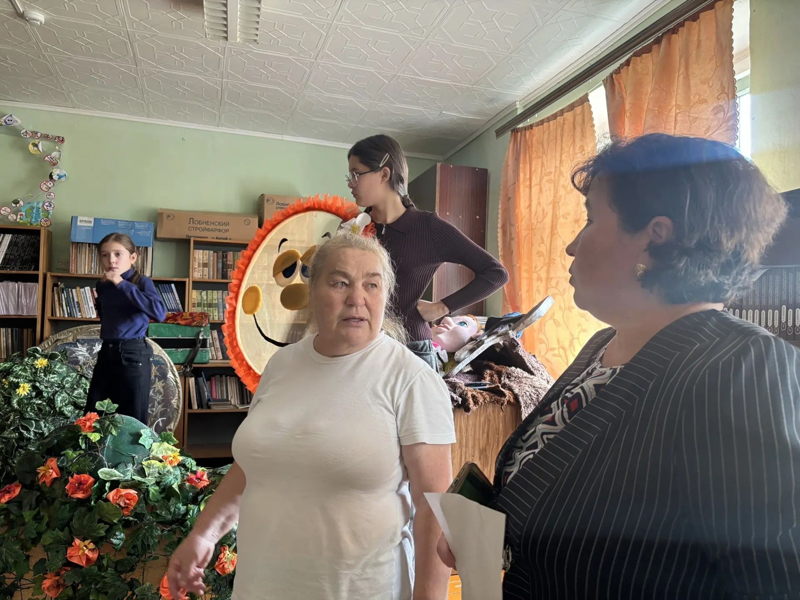 У нас в гостях заслуженная артистка ЧР Е. В. Хорькова
