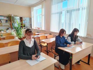 Профориентационное занятие «Познаю себя: мои интересы»