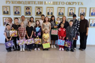 🎒 В Комсомольском муниципальном округе прошла акция «Собери ребёнка в школу»! 🎒