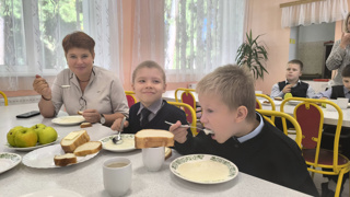 Вкусно, полезно и душевно: Родительский контроль + Завтрак с директором