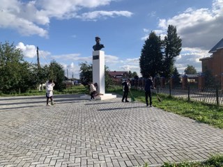 Учащиеся 7 «Б» класса приняли участие в патриотической акции «Обелиск».