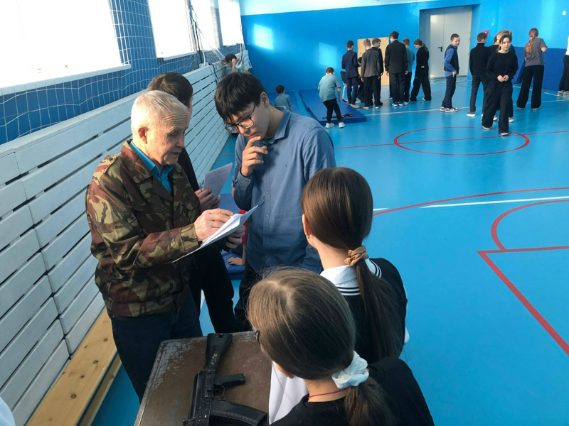 Старт месячника оборонно-массовой работы в МБОУ "Новочурашевская СОШ"