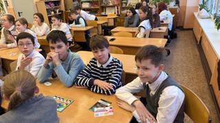 Сегодня в 5В классе прошла увлекательная игра по финансовой грамотности «Богатый гном»!
