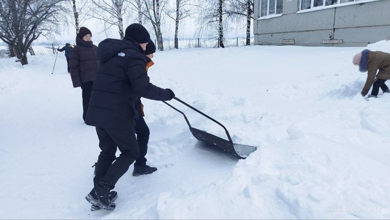 Благоустройство пришкольной территории в зимний период