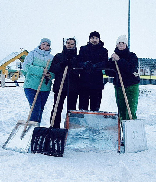 Уборка снега