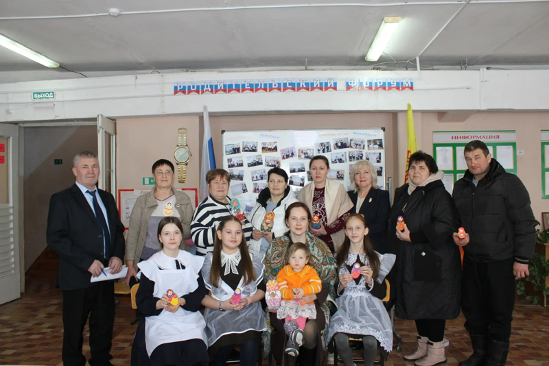 Кувакинская школа стала площадкой для диалога: прошел  родительский форум «Чувашская Республика — пространство возможностей»
