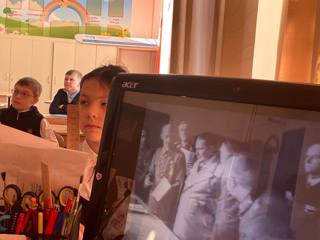 В 3 «В» классе прошёл классный час, посвящённый Дню разгрома немецких войск в Сталинградском сражении