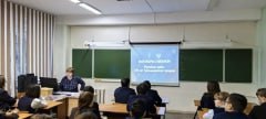 9 января 2026 года в рамках занятия из цикла "Разговоры о важном" ученики и педагоги, в том числе воспитанники школьного театра "Волшебный занавес", говорили о Государственной Третьяковской галере