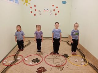 "Весёлые старты" в дошкольной группе"Чебурашка"