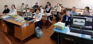 Онлайн-урок по финансовой грамотности прошел для школьников