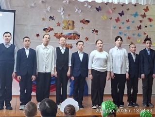 Открываем Год дружбы народов и славим защитников