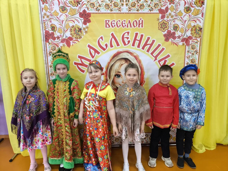 МАСЛЕНИЦА ИДЕТ, ЗА СОБОЙ ВЕСНУ ВЕДЕТ!