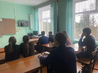 Просмотр  документального фильма А. Медведева «Предательство»