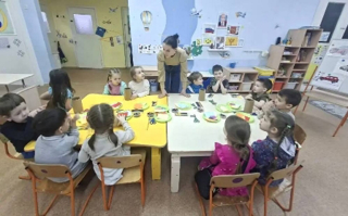 Дошколята группы «Звездочки» в роли инженеров-машиностроителей и транспортных дизайнеров