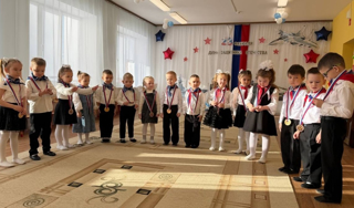 Продолжаются поздравления с Днём защитника Отечества!