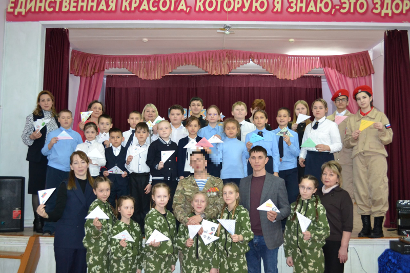 ВСТРЕЧА С ЗАЩИТНИКОМ ОТЕЧЕСТВА